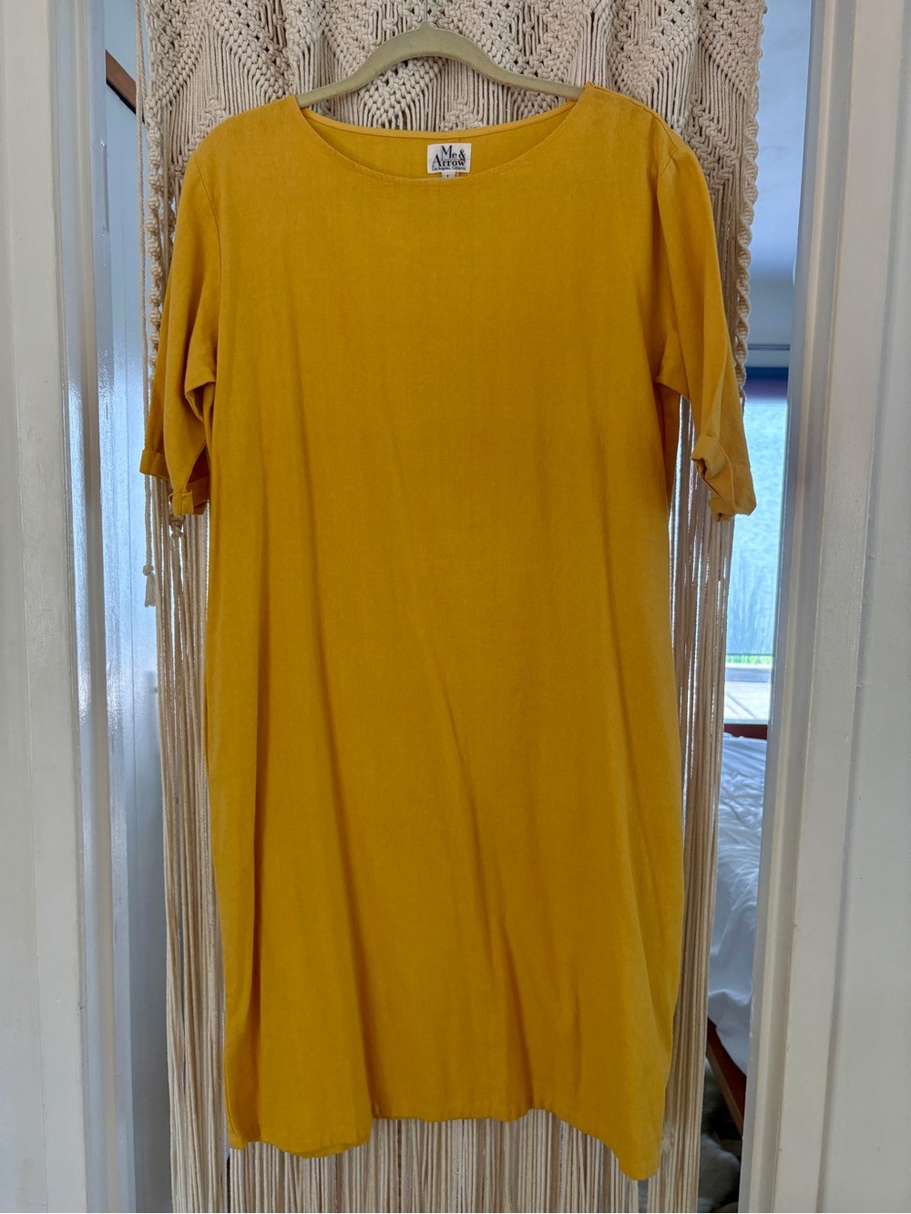 Me & Arrow Women's Mustard Short Sleeve Shift Dress